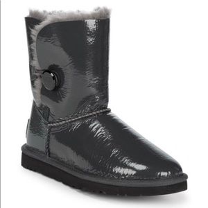UGG Bailey Button Mirage Boot - like new!